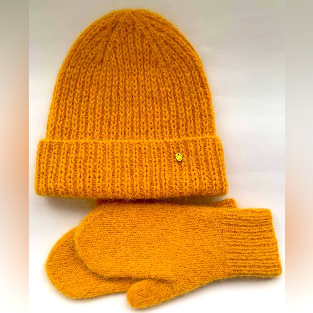 Bright Papaya Hat and Mittens Handmade Set!